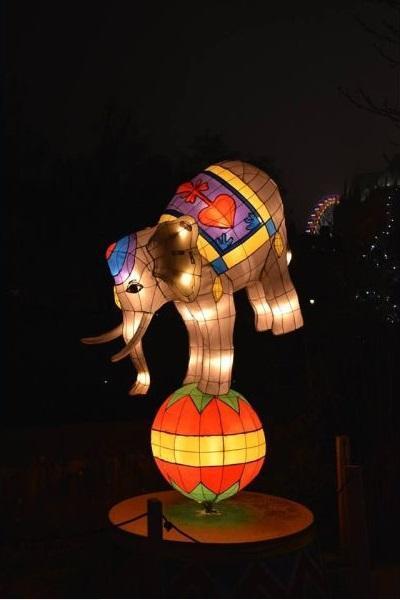 Sentier des lanternes - Metz - éléphant équilibriste